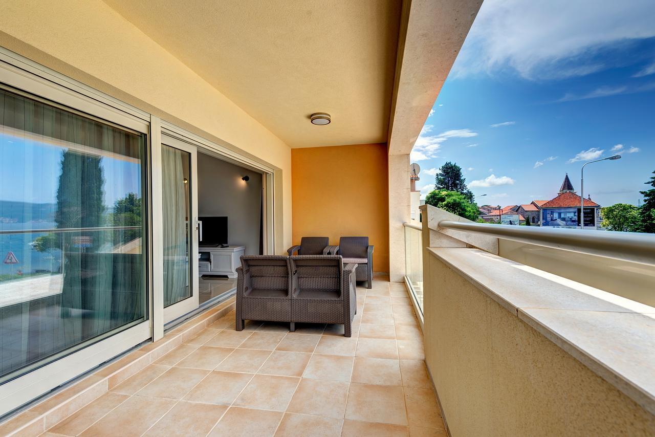 Apartments Villa Adriatic Tivat Exterior photo